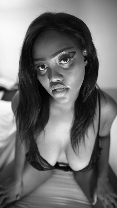 NANA BABE FOR ALL YOUR DESIRES_ 完璧なポルノスター ギャラリー