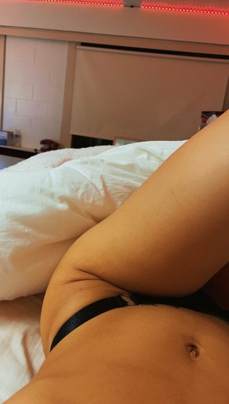 おばあちゃんの熟女オンリーファンズ パーフェクト 画像