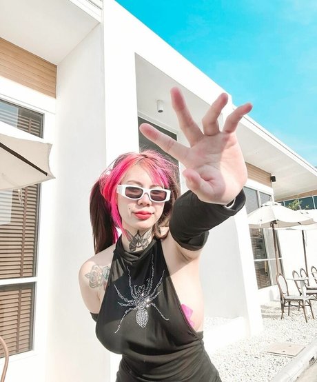 赤毛の痩せたオンリーファンズ 無料セクシー 写真