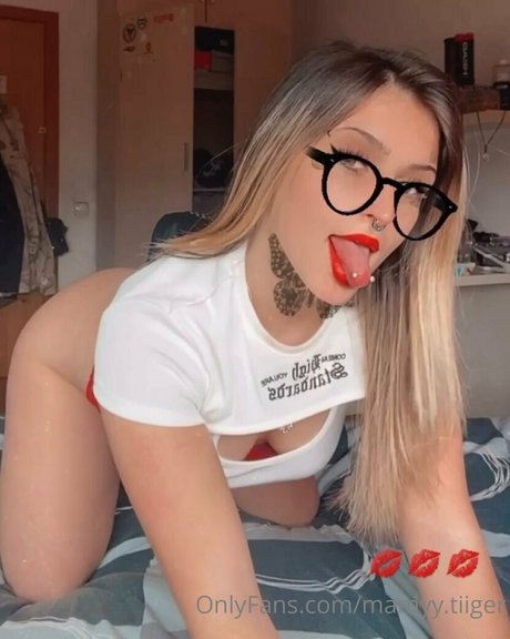 アマチュア寝取られオンリーファンズ セクシーヌード 画像