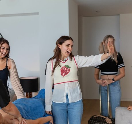 Loserfruit エロティックなスター 写真