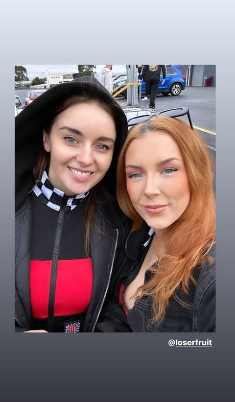 Loserfruit セクシーモデル ギャラリー