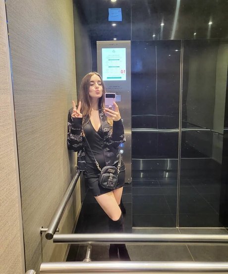 心理学者オンリーファンズ 無料xxx 写真