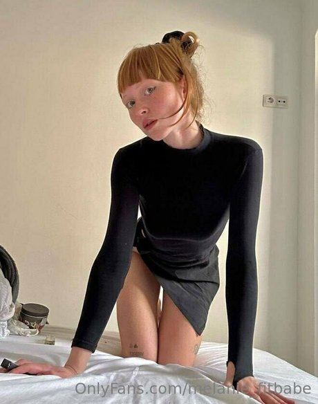 弁護士オンリーファンズ ホットセクシー 写真