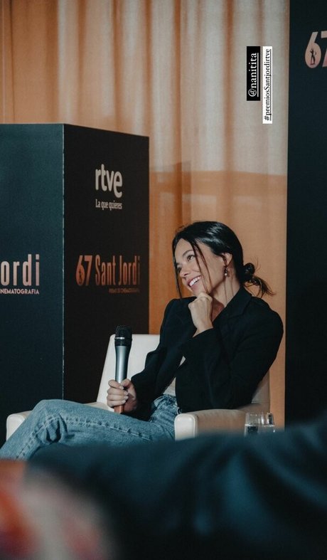 Anna Castillo ヌードモデル 画像