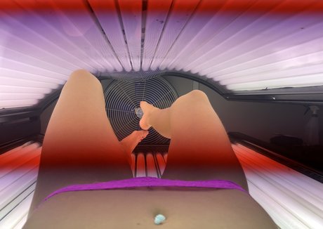 マッサージセラピストオンリーファンズ アートヌード アーカイブ