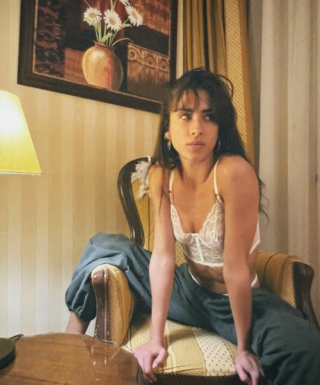 Gina Llebaria 裸の女優 画像