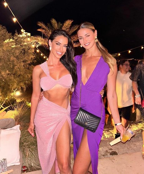 ぽっちゃりティーンオンリーファンズ 無料ヌード 画像