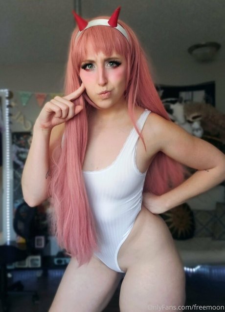 freemoon ヌードのポルノスター ギャラリー