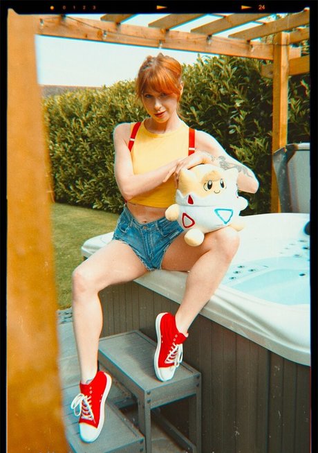 missnouveaux ホット女優 写真