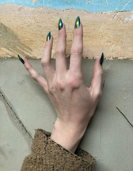 missnouveaux エロティックなスター ギャラリー