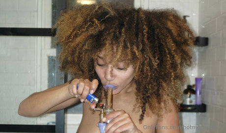 巨乳ランジェリーオンリーファンズ 無料xxx ギャラリー