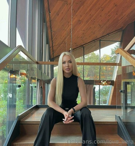 love vera モデル ギャラリー