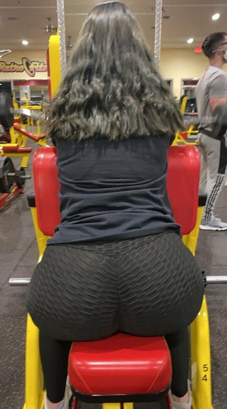 ボディビルダーヌードオンリーファンズ 無料 ギャラリー