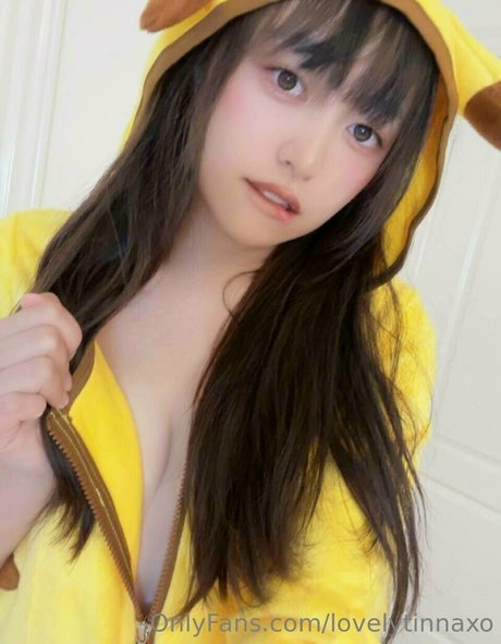 lovelytinnaxo ポルノモデル 画像