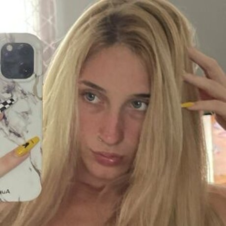 Letsbesweetlikesuga アダルトモデル ギャラリー