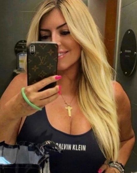 Flaviana Basta 限定モデル 画像