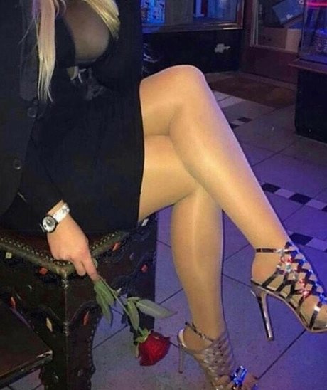 Flaviana Basta アダルトスター ギャラリー