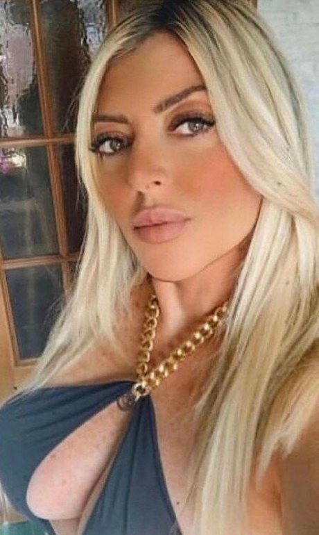 Flaviana Basta XXXモデル ギャラリー