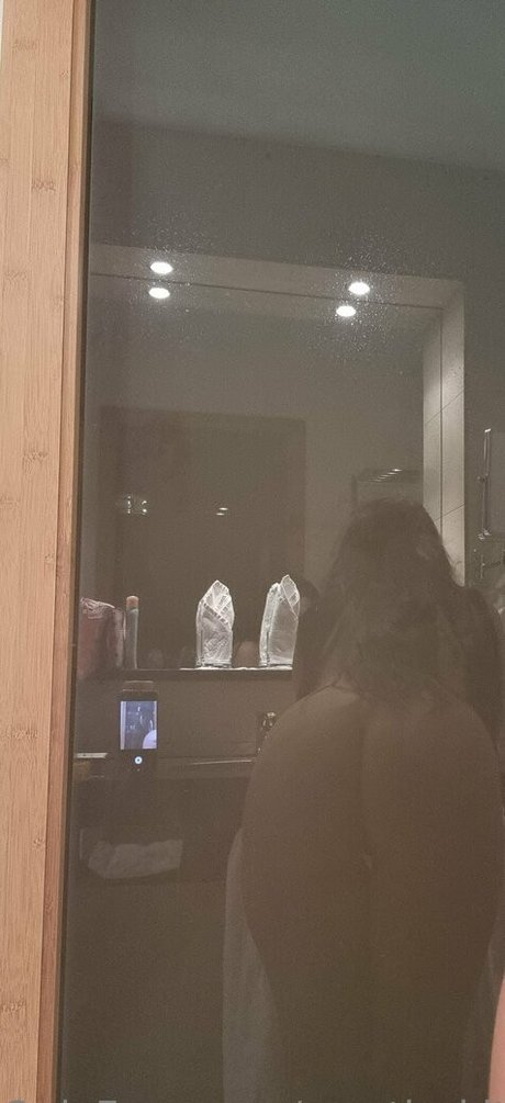 曲線美のランジェリーオンリーファンズ 限定 画像