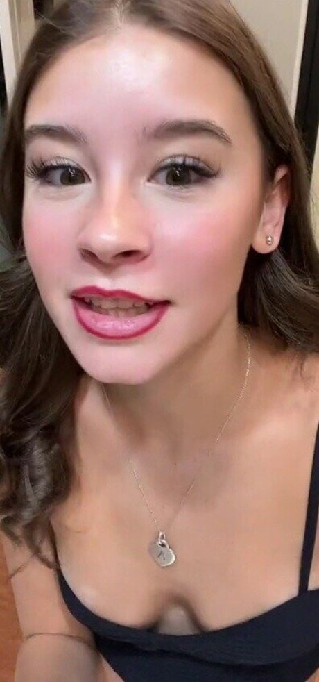 Bitty 01 ヌードスター 写真