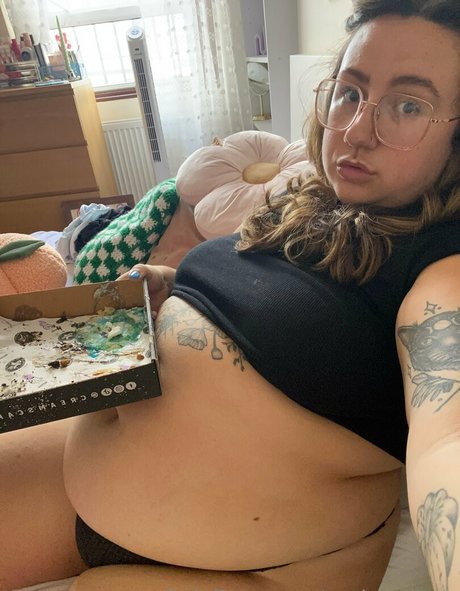 paris stilton ポルノスター ヌード 写真