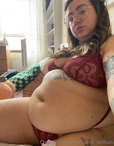 軍事オンリーファンズ ホットヌード 写真