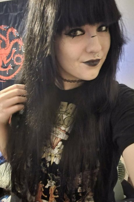 ランジェリーヌードオンリーファンズ ヌード 写真