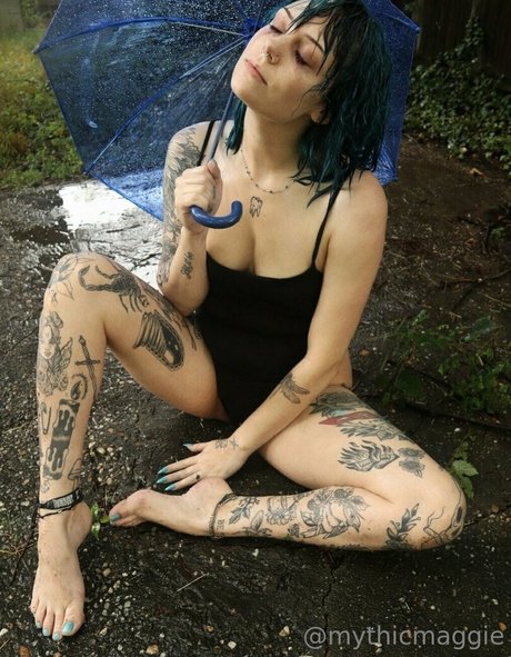 バン・オンリーファンズ 素敵 アーカイブ