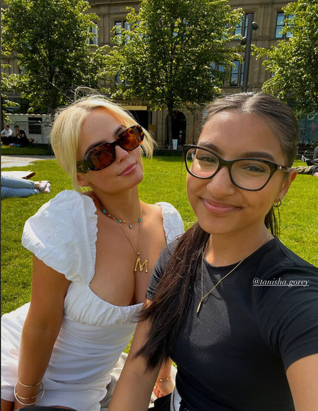 Amelia Eve Gibson ポルノスター 無料 写真