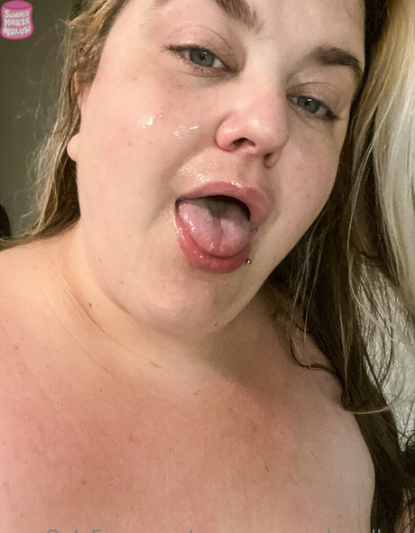 お尻を広げるオンリーファンズ 美しい 画像