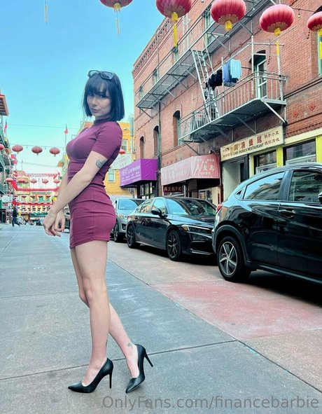 エモな痴女オンリーファンズ HD 画像