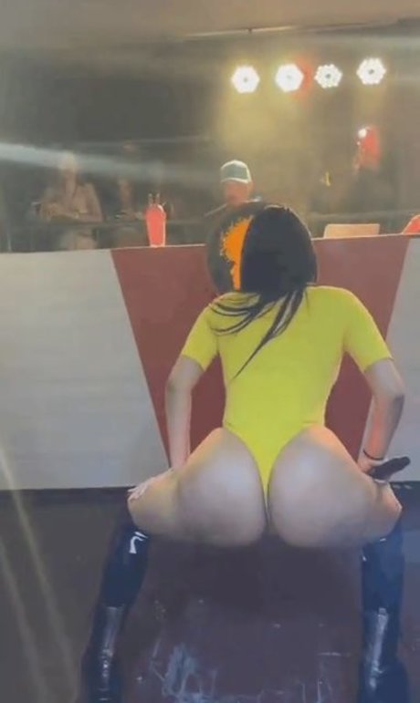 Taina Costa 裸のモデル アーカイブ