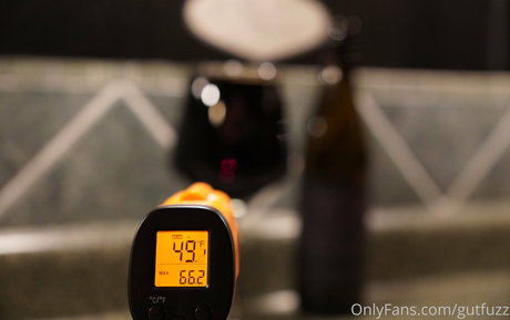 巨乳オナニーオンリーファンズ セクシーヌード 画像