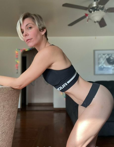 ダウンオンリーファン 美しいポルノ 写真