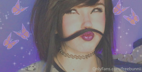 ティーンウェブカメラオンリーファンズ セクシー 写真