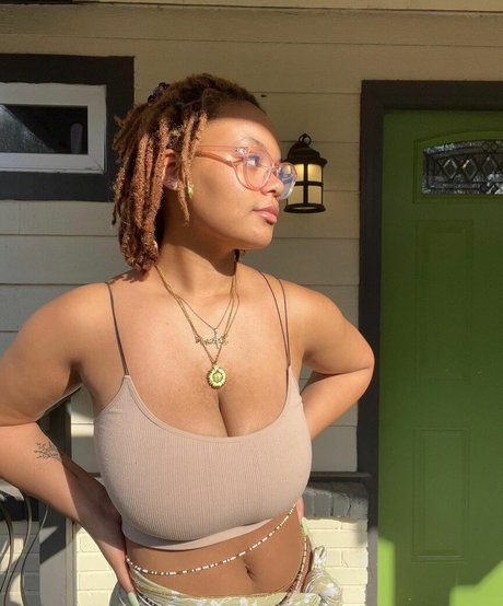 Jaden Alexiis セクシーなポルノスター 画像