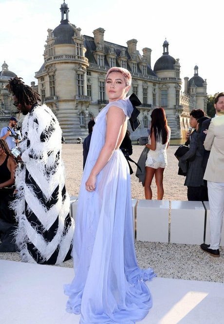 巨乳熟女オンリーファンズ 無料裸 写真