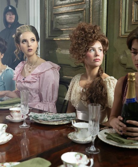 トランス熟女オンリーファンズ 無料アダルト 写真