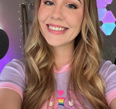 日本の熟女オンリーファンズ ホット裸 写真