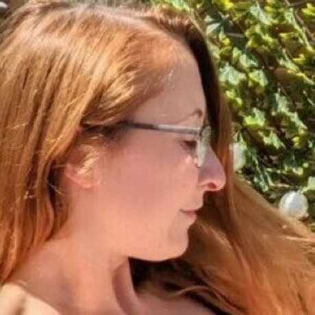 Ellie Hayden トップスター アーカイブ