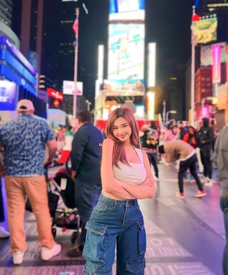 足の動画 オンリーファンズ 美しい 写真