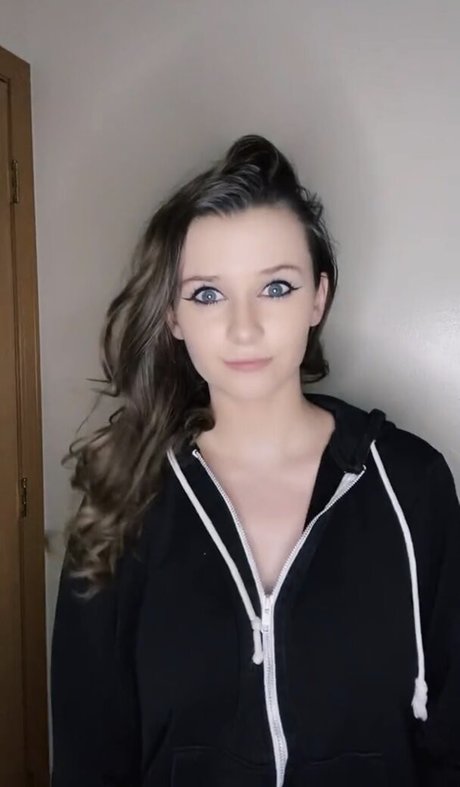 izassassin ポルノスター xxx 写真