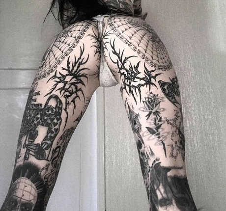 babyskeleton 独占ポルノスター アーカイブ