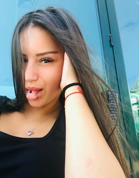 ぽっちゃりファックオンリーファンズ 無料 写真