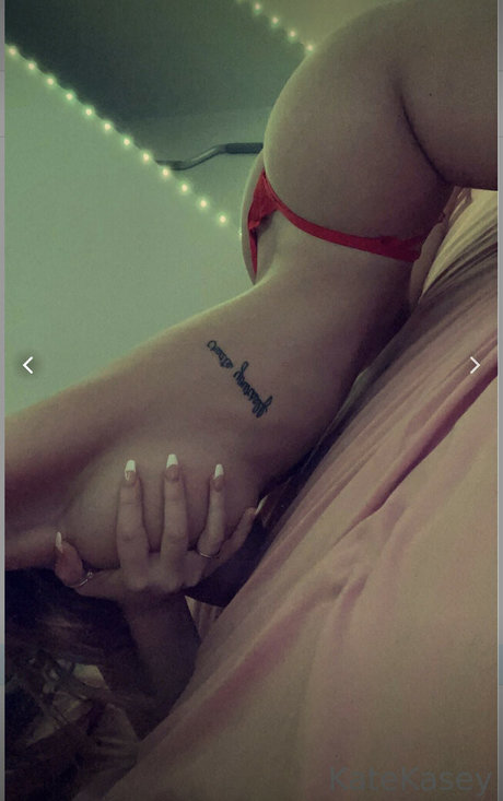 金髪のホットな妻オンリーファンズ ホットセックス 写真