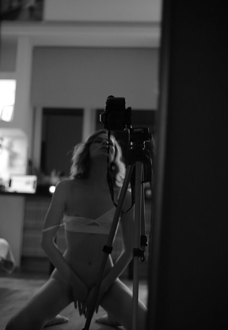 ivi ivinskaya アダルト女優 写真