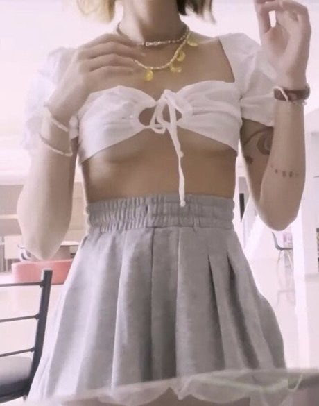 POV 熟女 オンリーファンズ 可愛い 写真