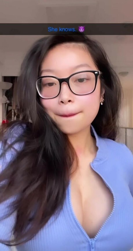 巨乳熟女オンリーファンズ ホットヌード 画像