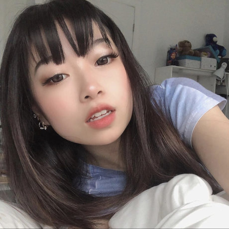 ヌード写真 オンリーファンズ ヌード 写真